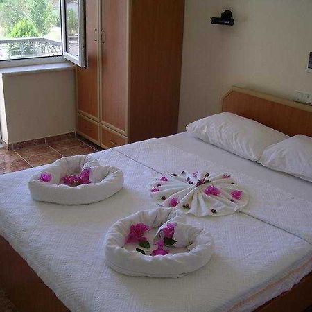 Hotel Junior Ozalp Dalyan Exterior foto